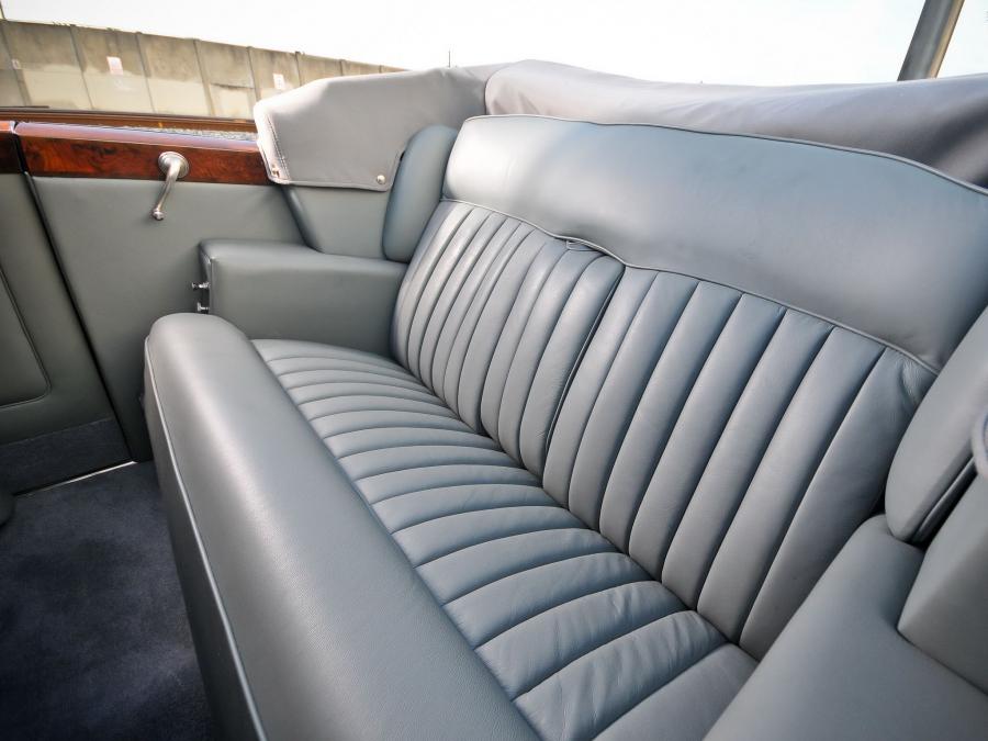  Rolls-Royce Silver Cloud Drophead Coupe 1962 года  (фото 21 из 23)